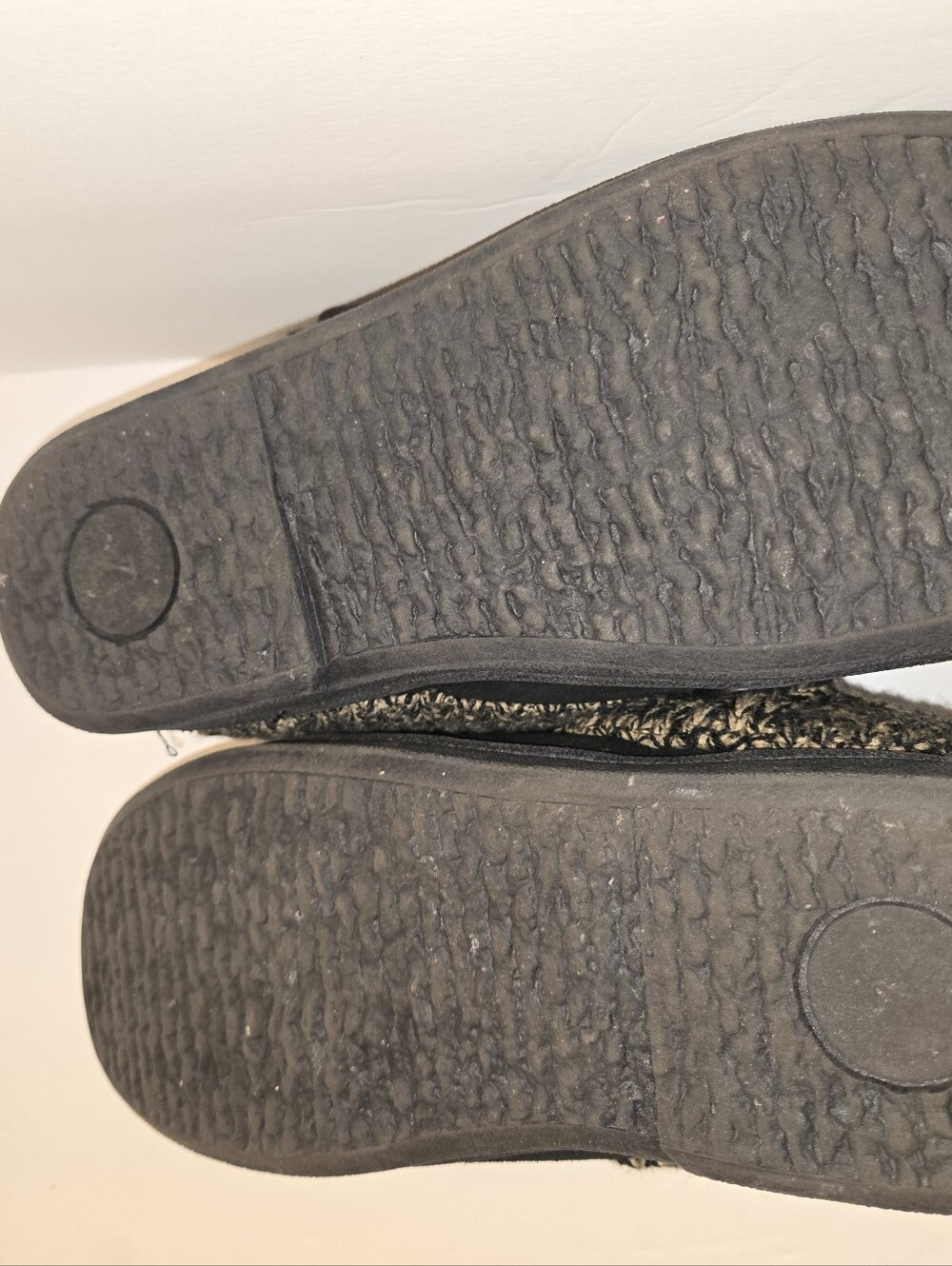 Clarks Women's 7 Black Suede Slip-On Clog with Marled Knit Cuff - Picture 9 of 12
